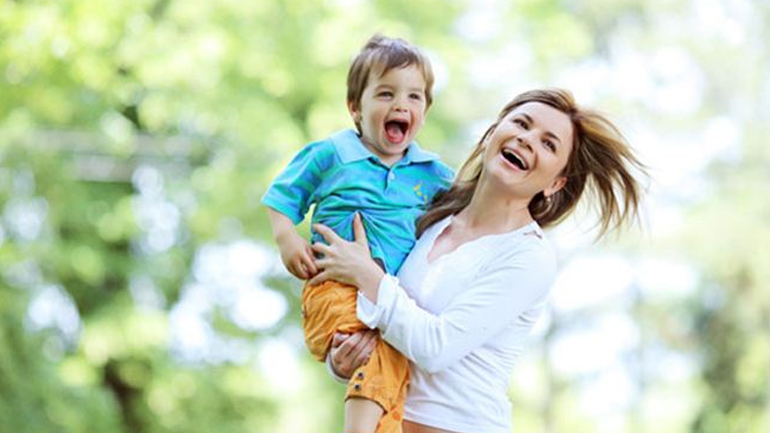 Τι δεν κάνουν οι ευτυχισμένες μαμάδες Τι δεν κάνουν οι ευτυχισμένες μαμάδες